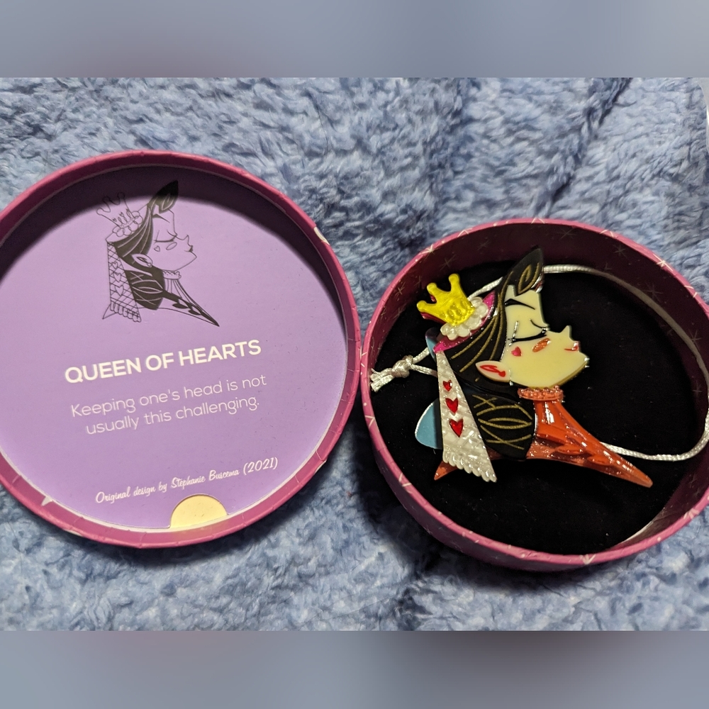 Erstwilder Queen of Hearts (Alice in wonderland collab) bnwt